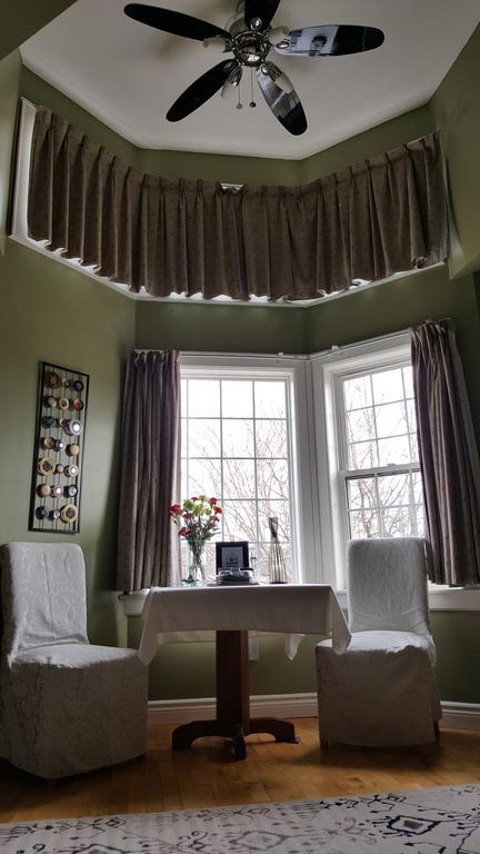 The Lookout Inn New Glasgow Экстерьер фото